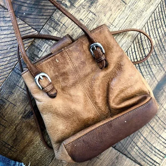 VINTAGE leather small bucket zipper saddle bag - Picture 2 of 6